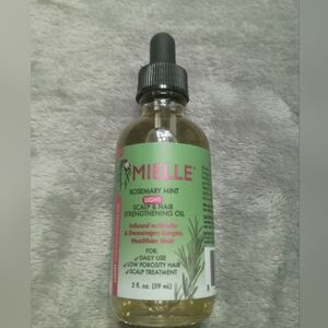 ❤️5 for $20❤️  Mielle Rosemary Mint Scalp + Hair Strengthening Oil